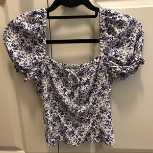 Floral puff sleeve blouse